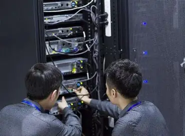 硬件服务商